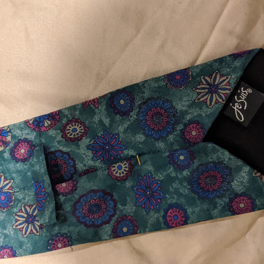 Green, blue, and pink tie - Picture 2 of 2